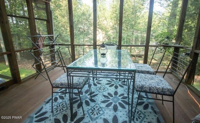 Building Photo - 46 Summit Cir