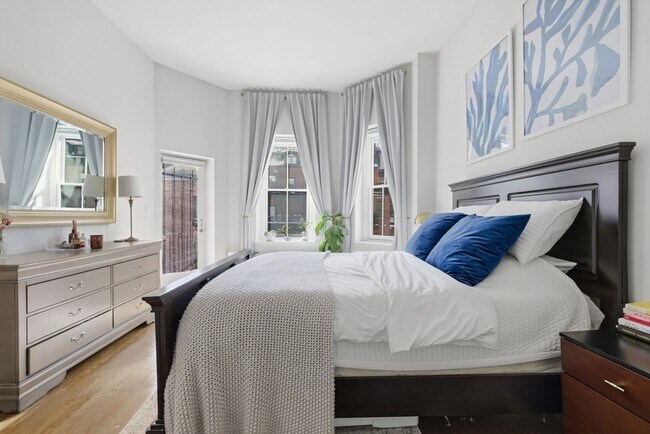 Building Photo - 80 W Concord St