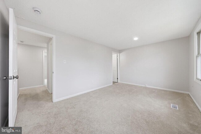 Building Photo - 6711 Kernel Ct