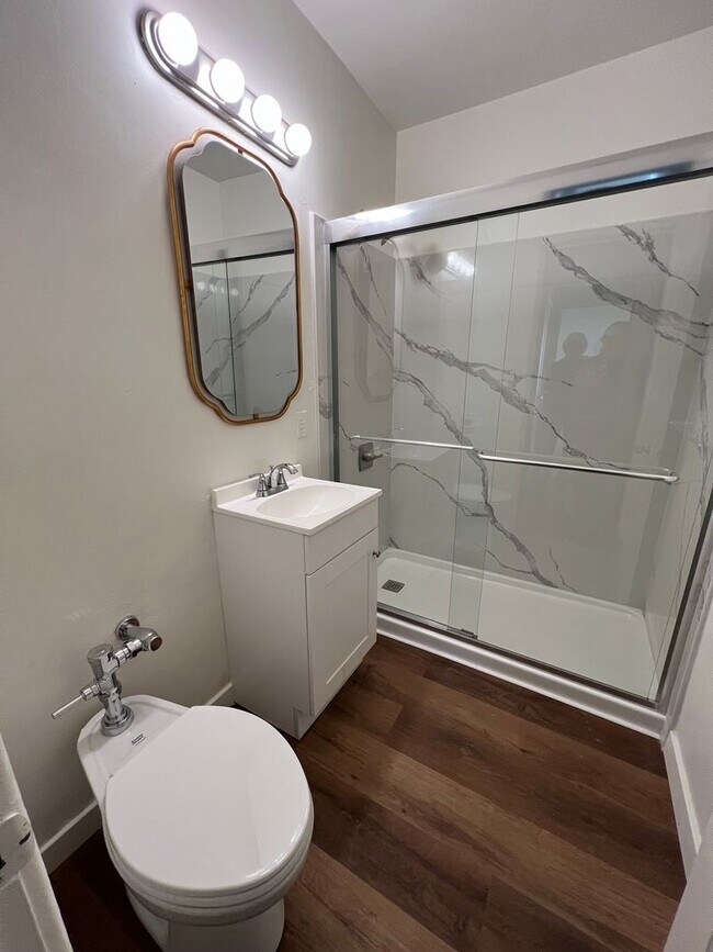 Building Photo - 2016 17 Street - Modern Midtown Gem | 2BR/...