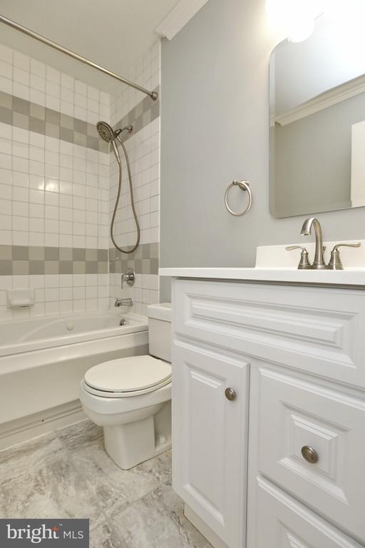 Building Photo - 5440 Barrister Pl