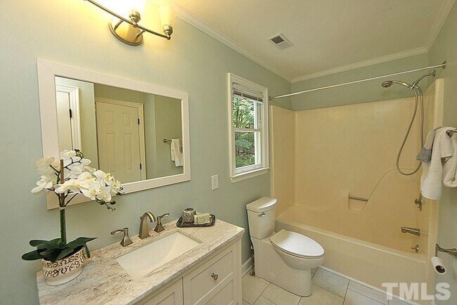 Building Photo - 227 Forbush Mountain Dr