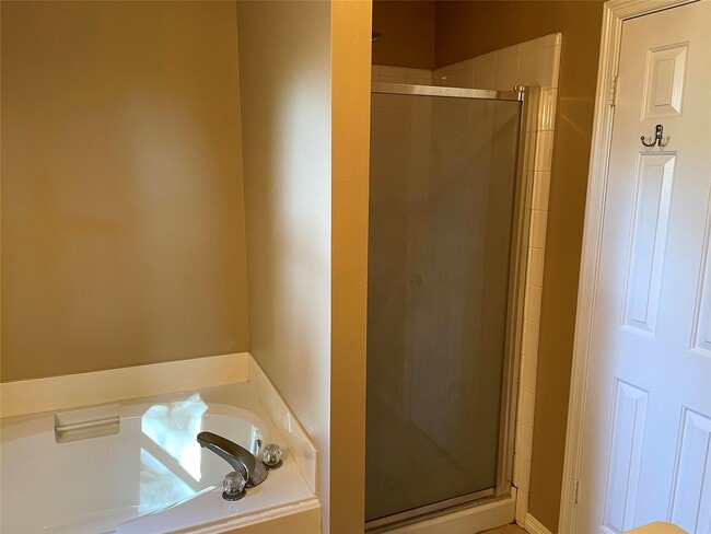 Building Photo - 6414 Founding Dr