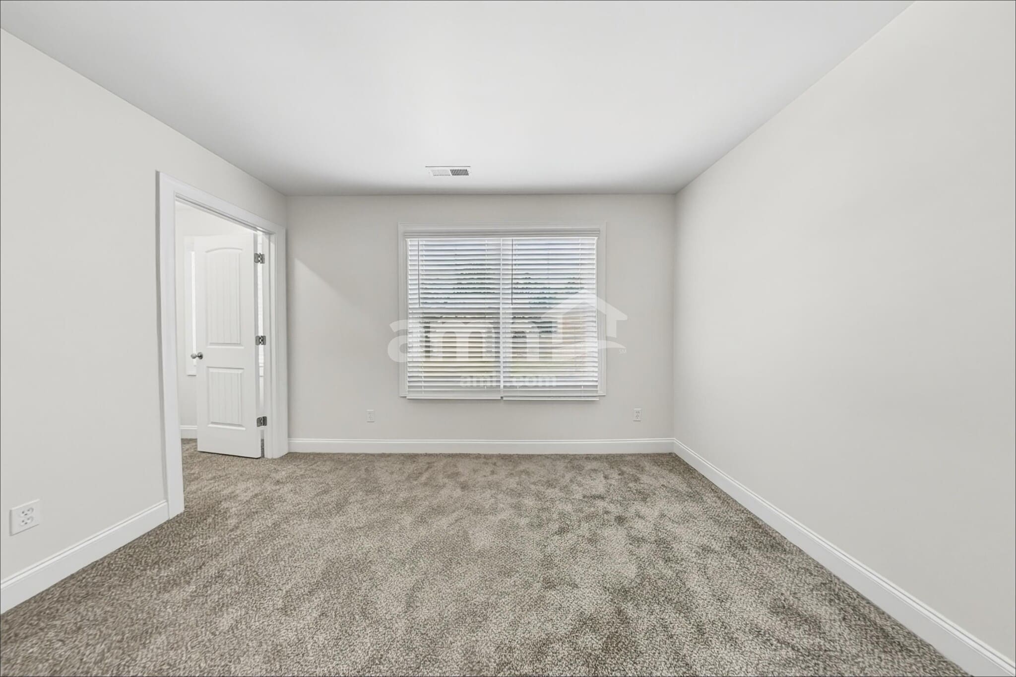 Building Photo - 219 Millwood Dr
