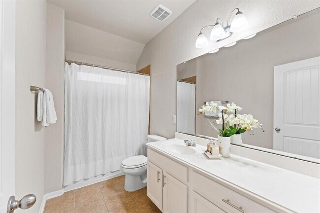 Building Photo - 9415 Vista Falls Ct
