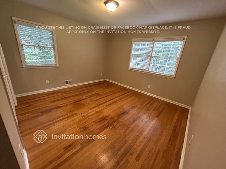 Building Photo - 3098 St Helena Dr