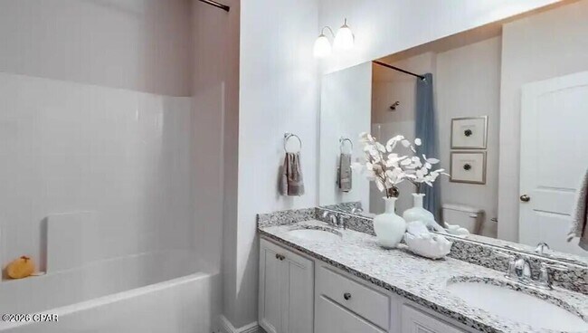 Building Photo - 220 Bridge Harbor Dr