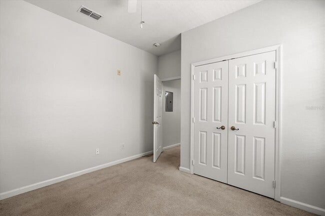 Building Photo - 8101 Coconut Palm Way