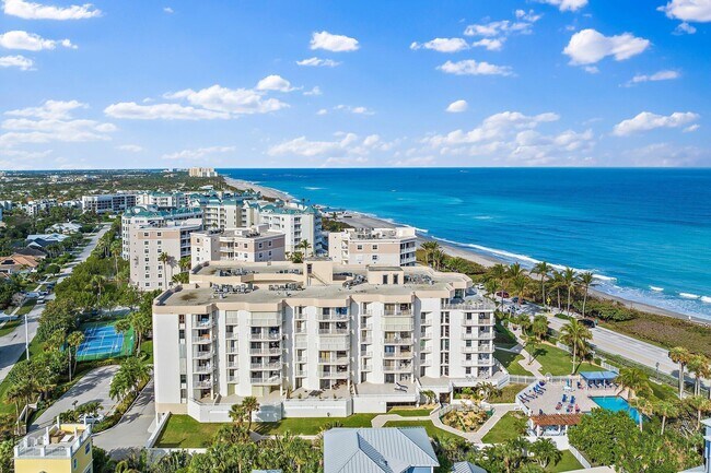Building Photo - 176 Helios Dr
