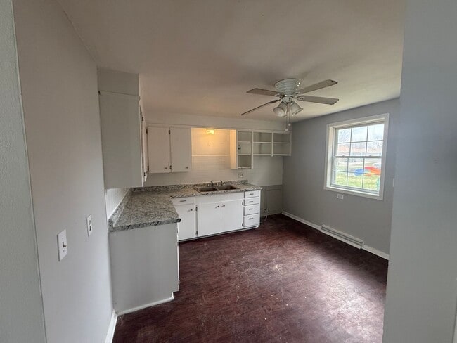 Building Photo - 3BDRM HOUSE FOR RENT