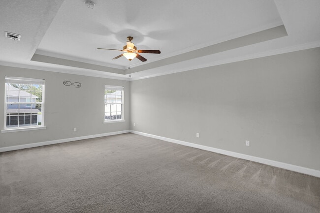 Building Photo - 721 Highgrove Ct