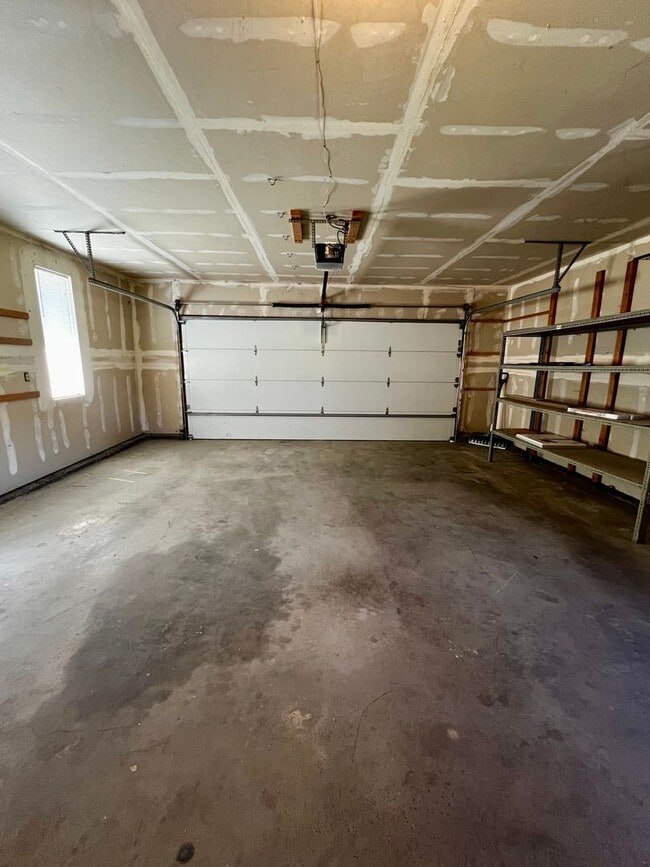 Building Photo - Non-Refundable & Security Deposit Total: $...