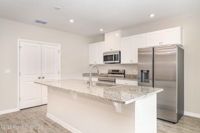 Building Photo - 5840 Granite Ln