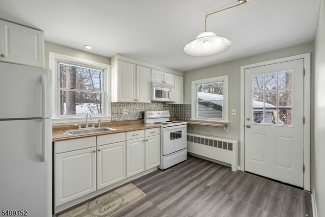 Building Photo - 47 Eugene Rd