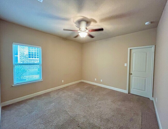 Building Photo - Beautiful 4 bd 3 ba Home in Stillwater Ranch!
