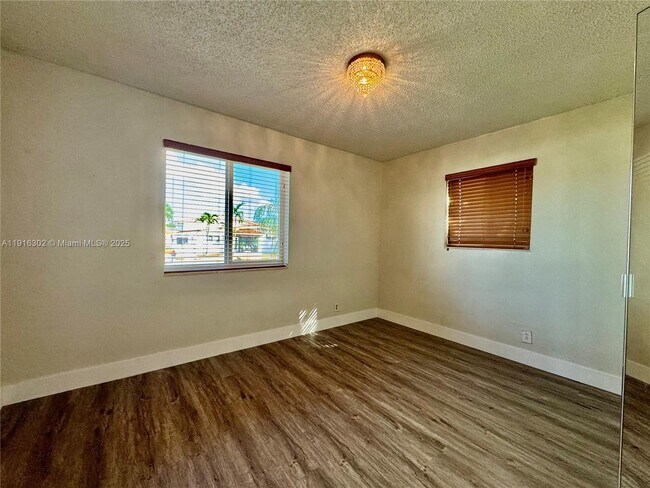 Building Photo - 8000 SW 17th Terrace