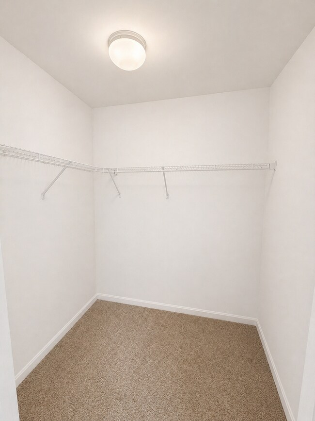 Building Photo - 1411 Bonnett Pl