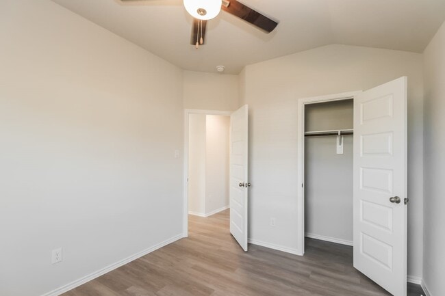 Building Photo - 24739 Linaria Dr