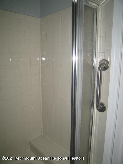 Building Photo - 90 Quince Ct