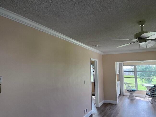 Building Photo - 251 S Golf Blvd