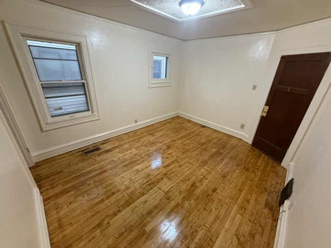 Building Photo - 2628-2630 N 48th St,