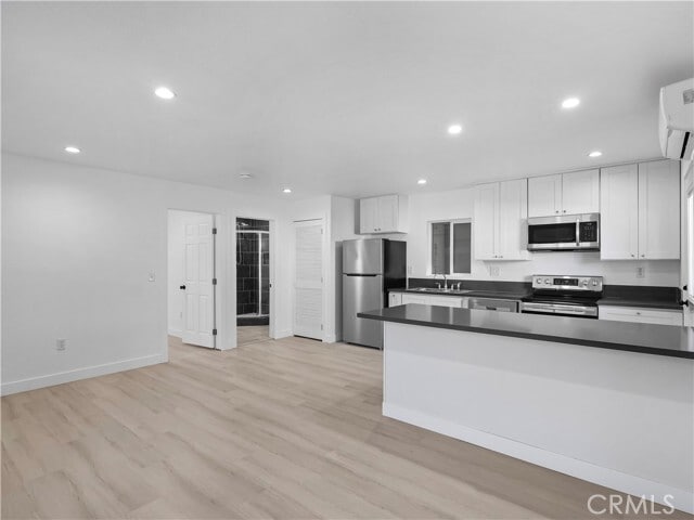 Building Photo - 8828 Chimineas Ave