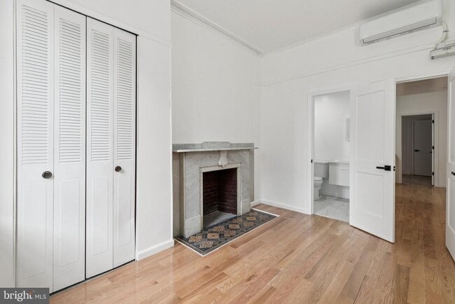 Building Photo - 1225 Spruce St