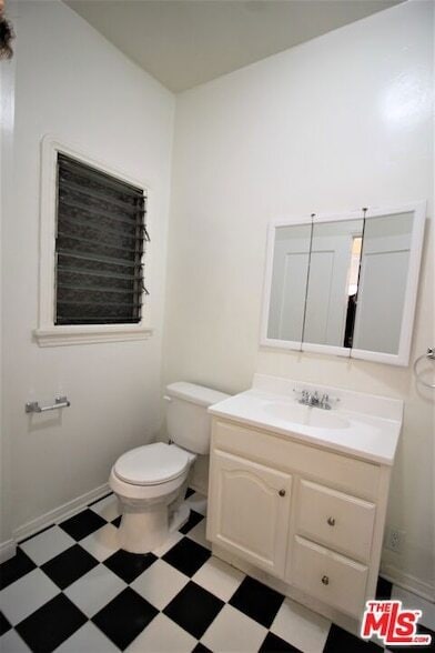 Building Photo - 329 N Ogden Dr