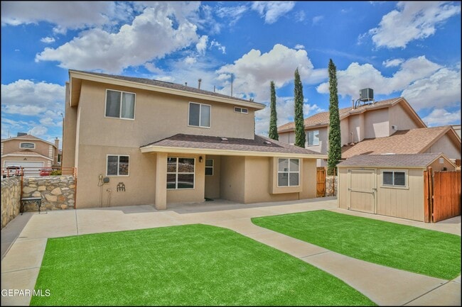 Building Photo - 3140 Tierra Encino Dr