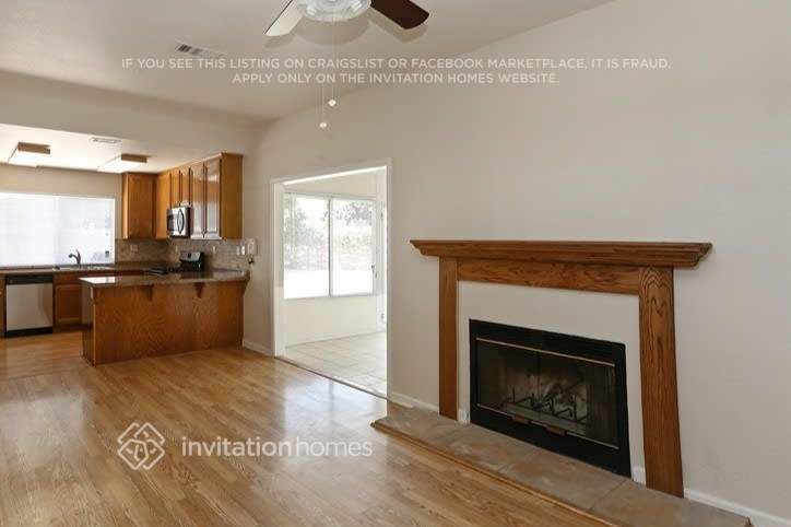 Building Photo - 5537 Blue Sapphire Way