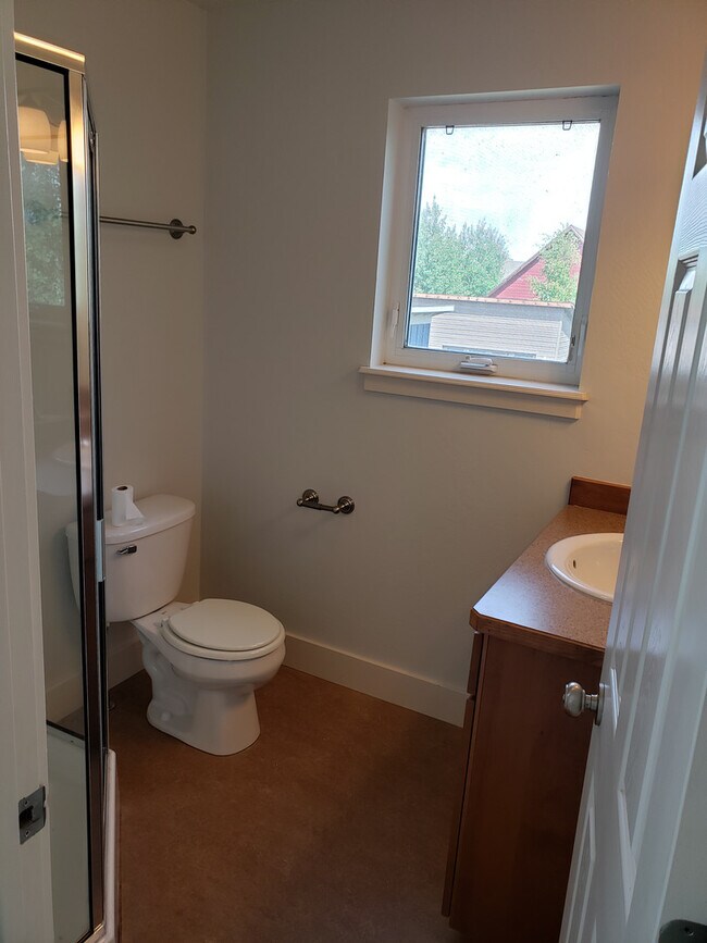Building Photo - 4251COV