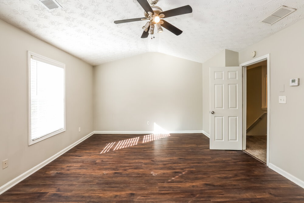 Building Photo - 229 Winthrop Ln