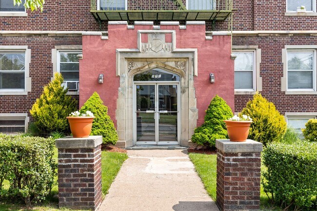 Building Photo - 271 Williams Ave