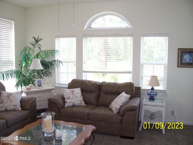 Building Photo - 872 Great Egret Cir SW
