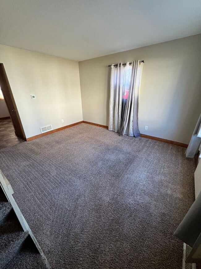 Building Photo - 3308 Sablewood Dr