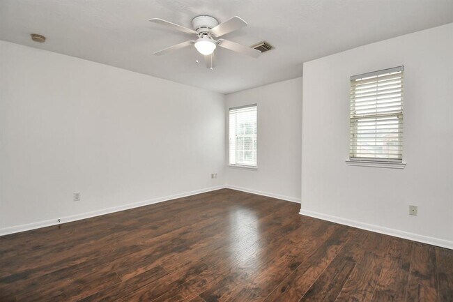 Building Photo - 8522 Chancellorsville Ln