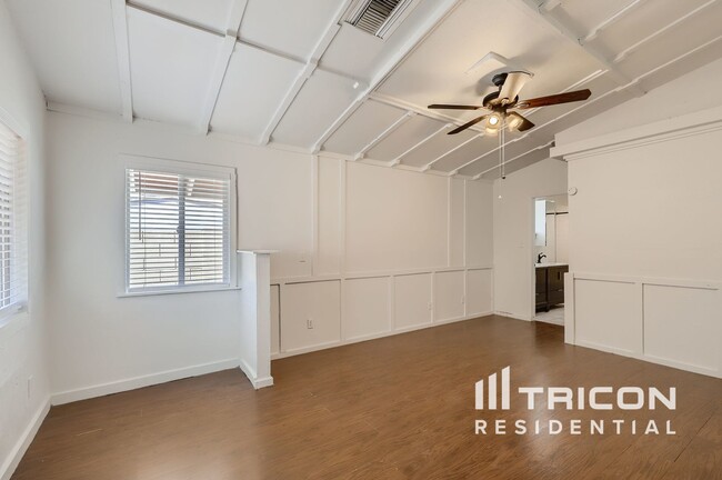 Building Photo - 6525 W Sierra St