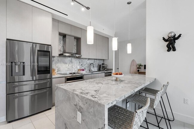 Building Photo - 1030 15th St