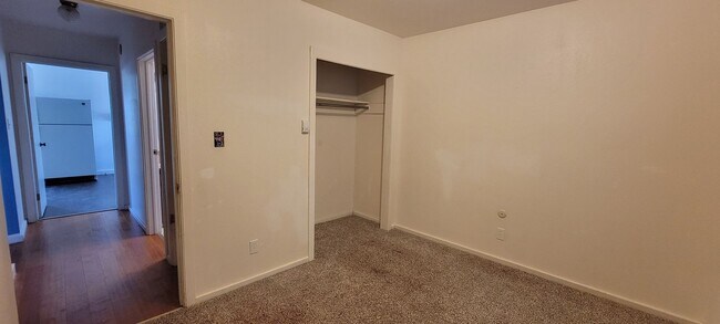 Building Photo - 655 3rd St