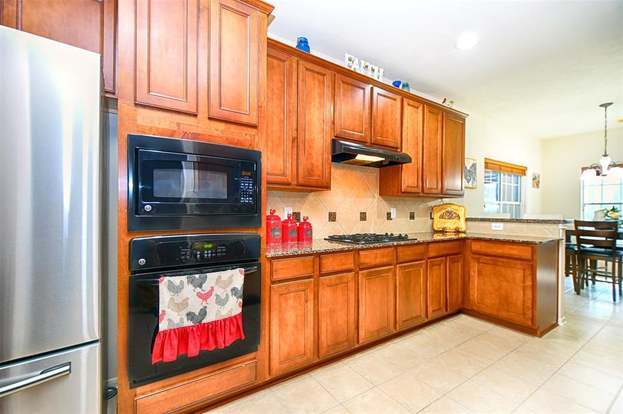 Building Photo - 2540 Pelican Dr