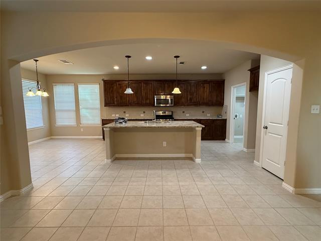 Building Photo - 309 Sir Brine Dr
