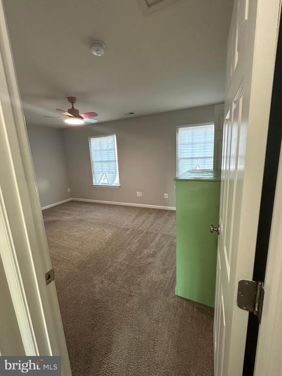 Building Photo - 2069 Tanglewood Dr