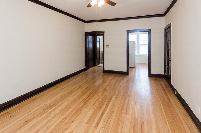 Building Photo - 944-964 S. Oak Park Avenue