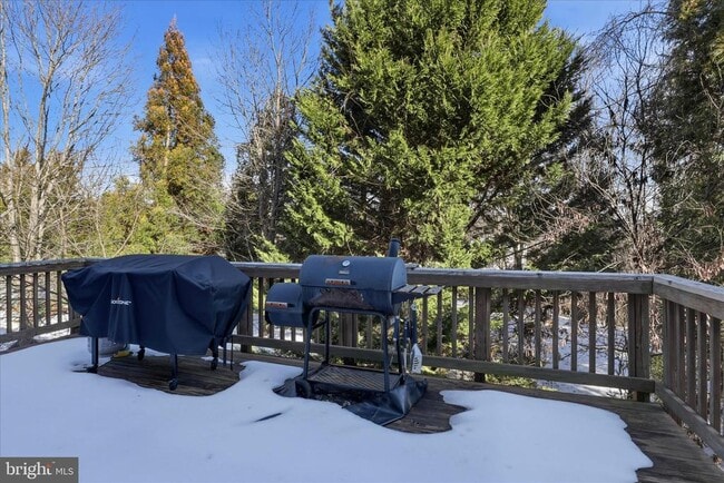 Building Photo - 9285 Laurel Ridge Crossing Rd