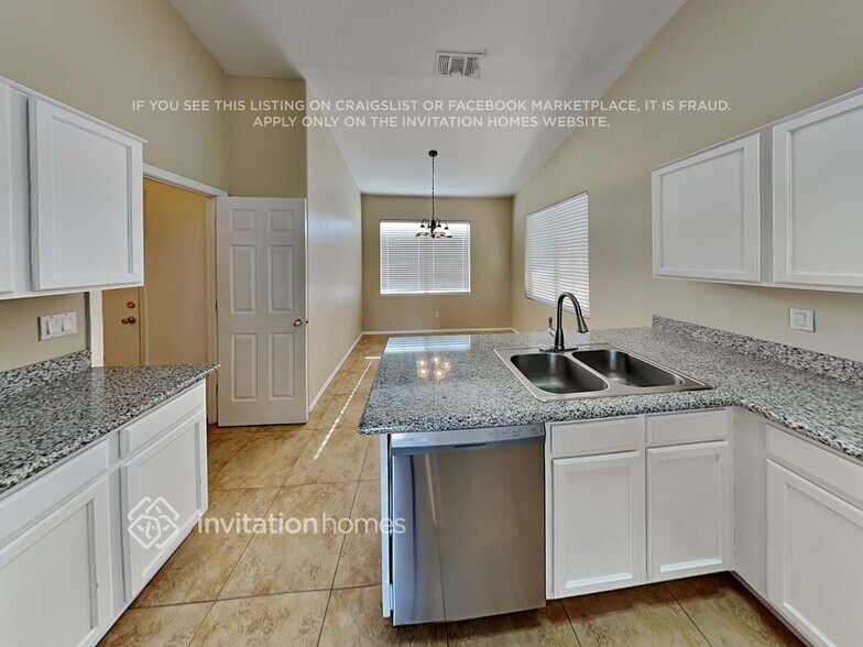 Building Photo - 529 N Emery