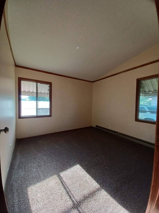 Building Photo - Ranch House Available for rent by Boylan H...