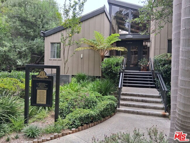 Building Photo - 5321 Raintree Cir