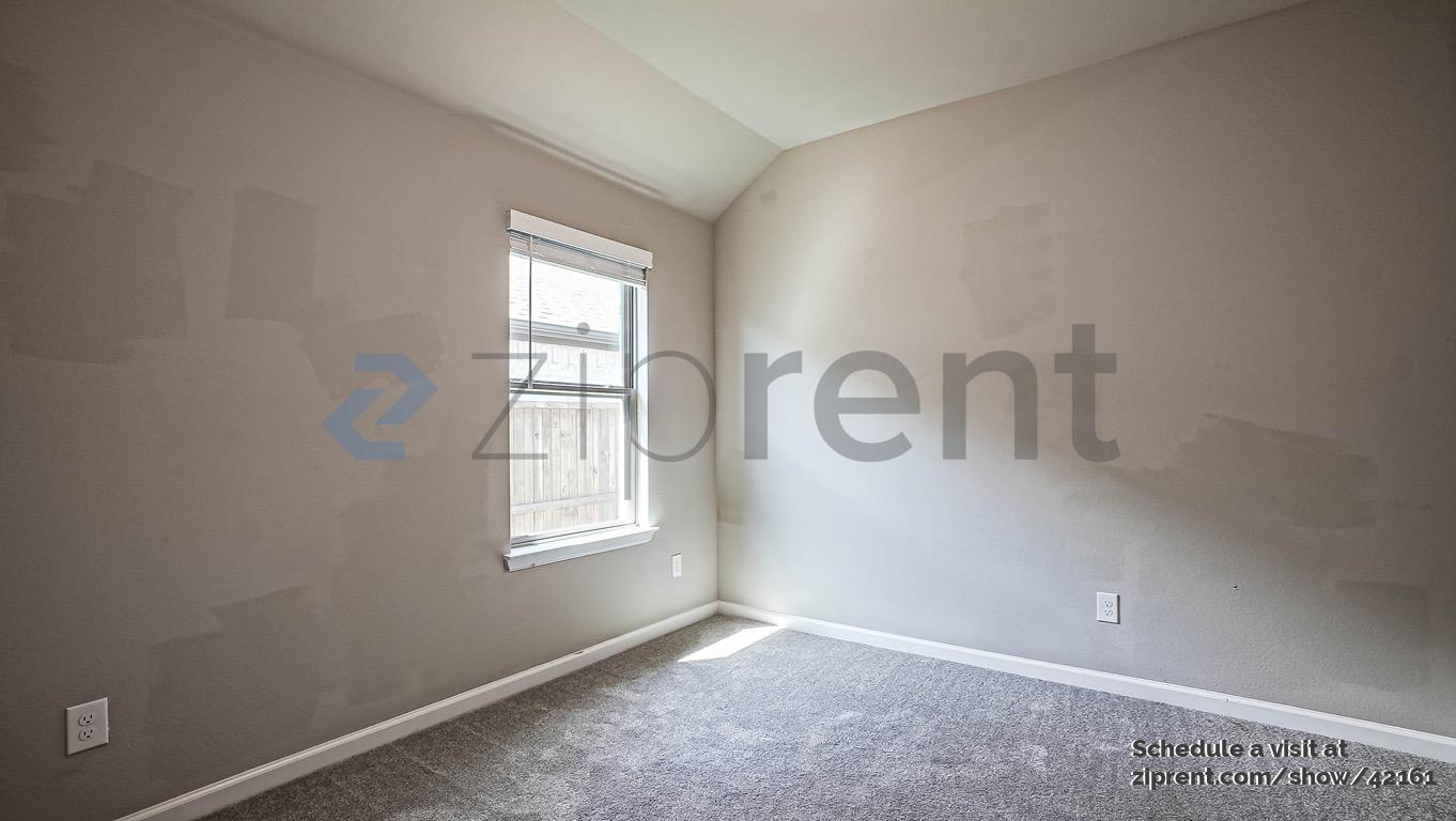 Building Photo - 2412 Bathwick Ln