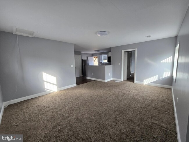 Building Photo - 15242 Marlboro Pike