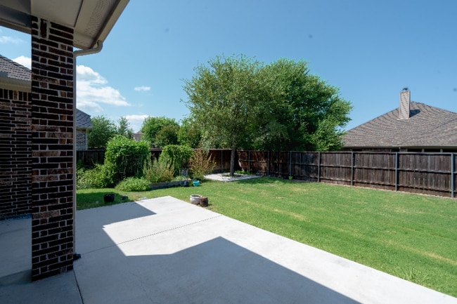 Building Photo - 13966 Clusterberry Dr